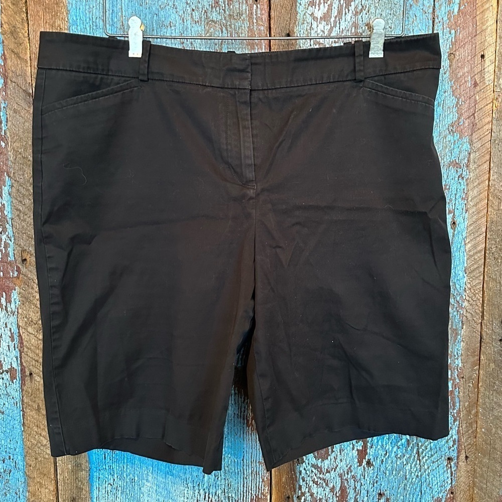 Talbots Womens Perfect Shorts Size 16